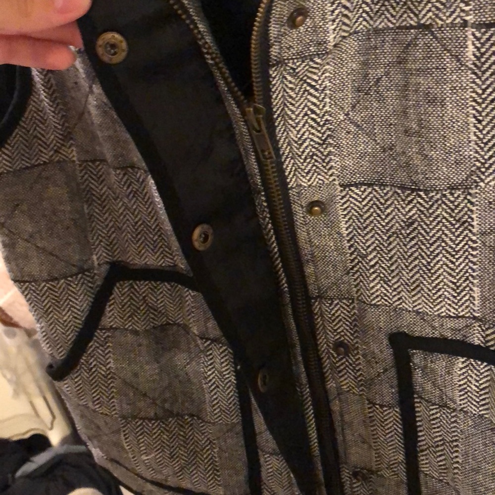 Patterned Vest - image 4